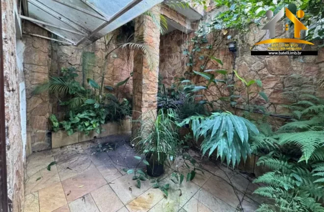 Imagem Casa à venda no condomínio Petit Village na Granja Viana - Batelli Imóveis
