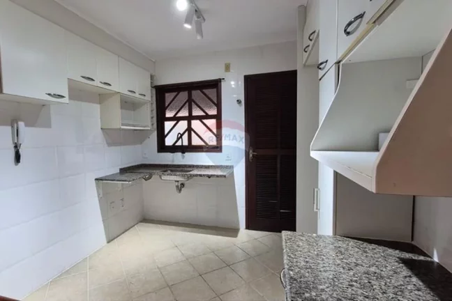 Imagem Casa a venda com 2 quartos, 70 m² em Jardim Sulacap - Rio de Janeiro