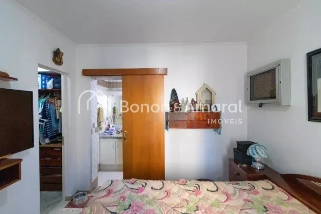 Imagem Aconchegante imóvel à venda com 3 quartos, sendo 1 suíte, e 2 banheiros.
Ideal para quem busca co...
