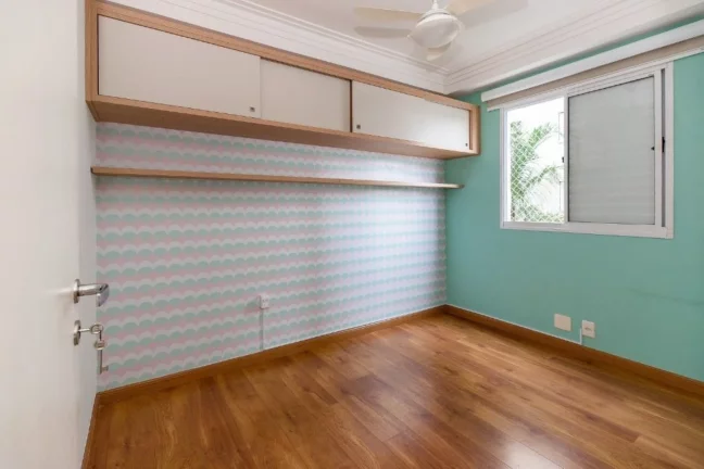 Imagem Vende apartamento de 62m² com 3 dormitórios e uma vaga no Jardim Aeroporto
