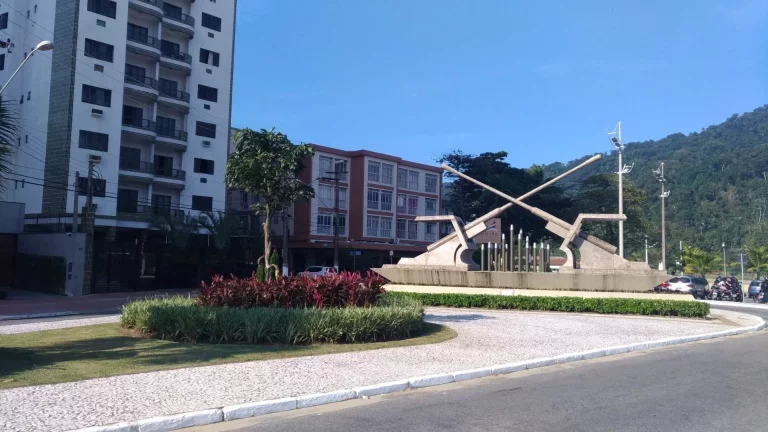 Imagem APARTAMENTO COM 2 DORMITÓRIOS À VENDA, 87 M² POR R$ 550.000,00 - CANTO DO FORTE - PRAIA GRANDE/SP