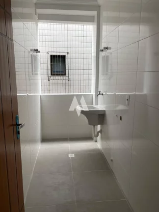 Imagem Casa Sobreposta com 4 Dormitórios e 2 suítes - Embaré / Santos