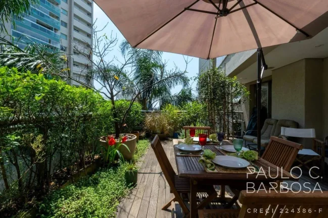 Imagem Vila Suzana Venda - 3 Dormitórios (2 Suítes) - 4 Vagas - 250m²