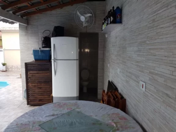 Imagem Sobrado à venda, 320 m² por R$ 1.200.000,00 - Maracanã - Praia Grande/SP