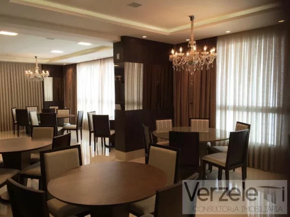 Imagem Apartamento 4 ou + dormitórios para Venda em Balneário Camboriú / SC no bairro Centro
