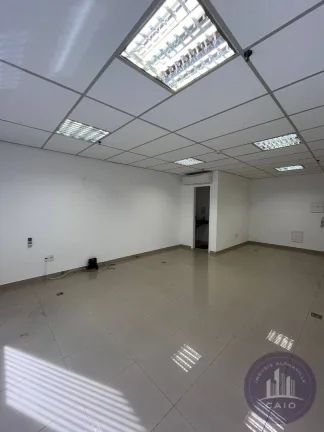 Imagem Sala para aluguel com 42m² por R$ 2.300,00/mês - Alphaville -SP