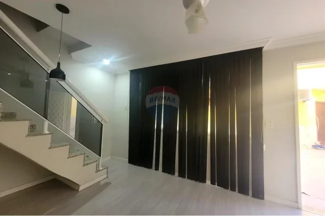 Imagem Casa com 2 quartos á venda em Oswaldo Cruz, Rio de Janeiro.