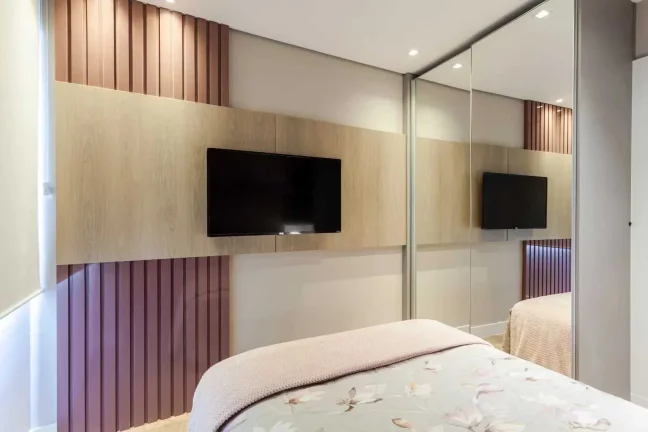 Imagem Apartamento com 2 dormitórios sendo 1 suíte e 1 vaga de garagem em Balneário Camboriú/SC