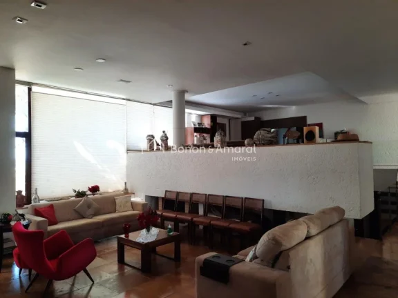 Imagem Esta casa térrea contemporânea oferece:
? Ambientes integrados com ótimo aconchego;
 ? Living amp...