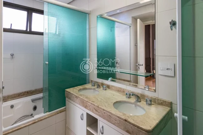 Imagem Triplex para Venda em São Paulo / SP no bairro Mirandópolis