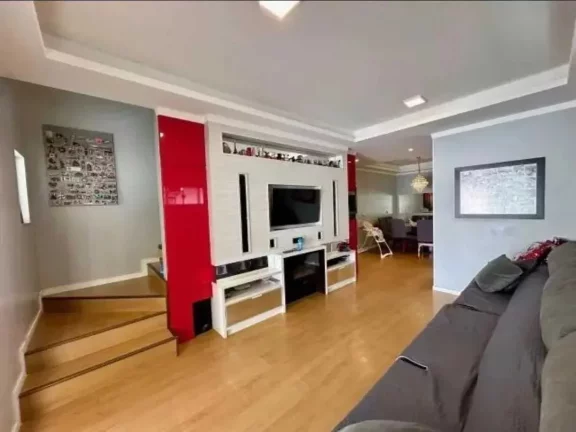 Imagem Sobrado alto padrão com 3 dormitórios e 3 vagas de garagem, com amplo jardim - Camboriú/SC