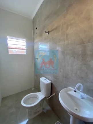 Imagem Casa na Praia de Mongaguá com churrasqueira, 239.900,00