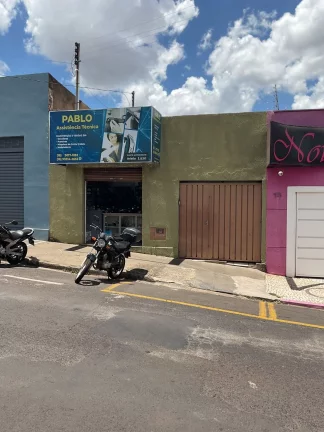 Imagem Casa na rua voluntários da franca