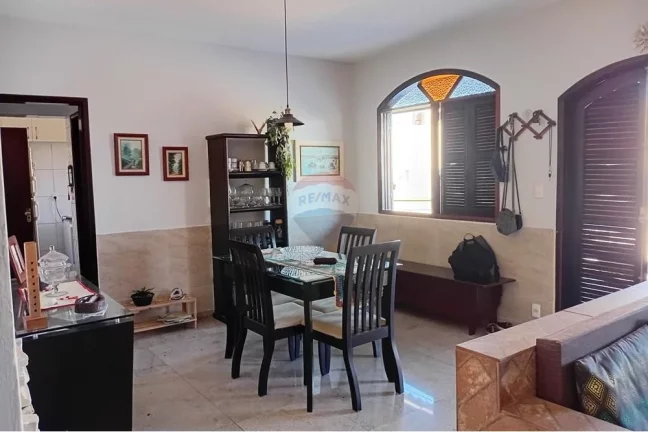 Imagem Casa de Luxo Excelente Oportunidade