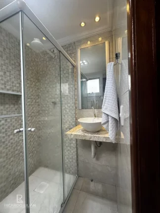 Imagem Apartamento reformado de 60m² e dois dormitórios a venda