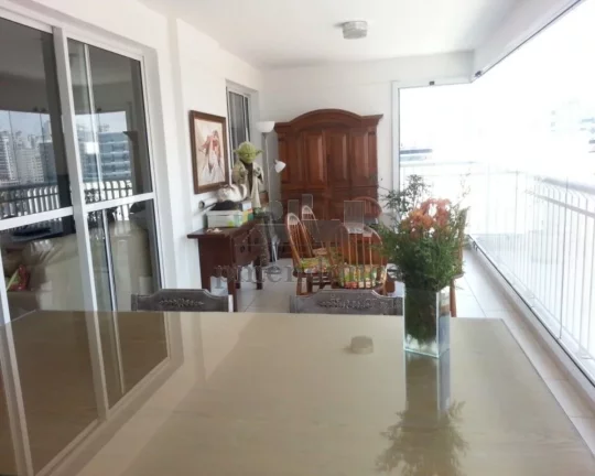 Imagem Apartamento impecável, lindissímo, amplo, bem distribuído com living para 02 ambientes, terraço ...