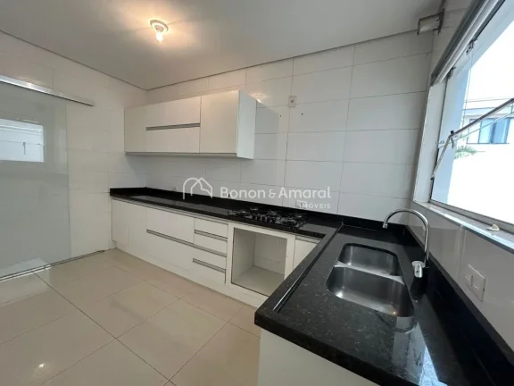 Imagem Sobrado disponível para locação no condomínio resort Reserva Real, em Paulínia. O imóvel conta...