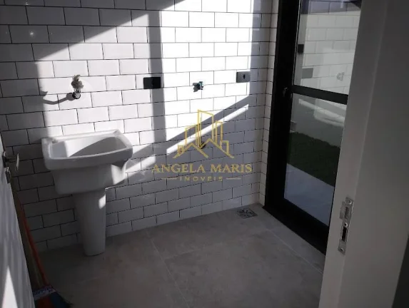 Imagem Casa Térrea, 4 Dormitórios (sendo 4 suítes), Condomínio Colinas Paratehy