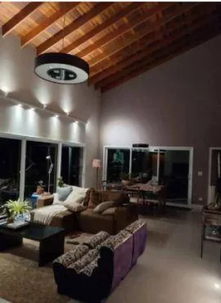 Imagem Casa com 3 dormitórios à venda, 212 m² por R$ 1.900.000,00 - Vila Mira - Atibaia/SP