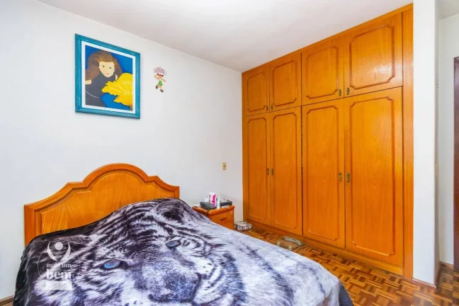 Imagem Casa Térrea averbada com 4 quartos à venda, 377 m² por R$ 1.690.000 - Capão da Imbuia - Curitiba/PR