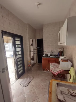 Imagem Casa à venda no bairro Vila Comendador Rodrigues Alves (Pedregulho) - Guaratinguetá/SP