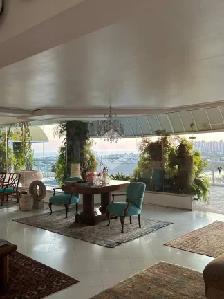 Imagem Cobertura Linear de Luxo com Vista Deslumbrante no Itanhangá, RJ