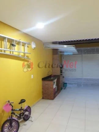Imagem Sobrado para Venda no bairro Alvarenga com 220m², 3 suítes e 2 vagas