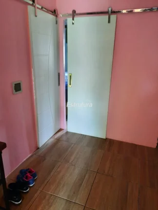 Imagem Linda casa, com jardim e lago artificial