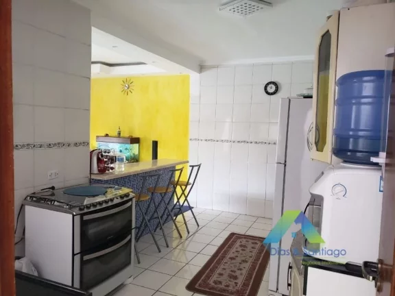 Imagem DIADEMA Sobrado 200M², 2 dormitórios, sala 2 ambientes, espaço gourmet, 2 vagas, ótima localização e valor !!!