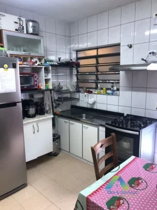 Imagem AMERICANOPOLIS Casa 250M², sendo 3 casas com 2 dormitórios cada casa, 3 vagas ótima oportunidade e valor !!!