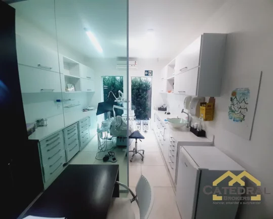 Imagem Casa comercial térrea à Venda para fins comerciais no Jardim Cica em Jundiaí/SP