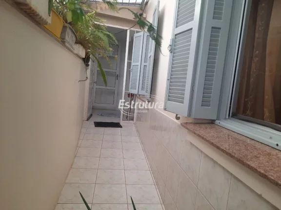 Imagem Apartamento térreo amplo com localização central