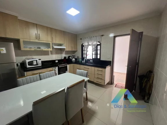 Imagem Sobrado com 92m² com localização privilegiada 850mts da Estação Tamanduateí