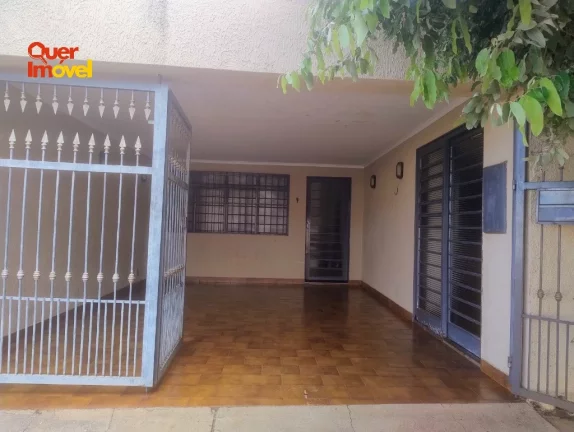 Imagem Casa à venda em Ribeirão Preto-SP, Vila Mariana: 3 quartos, 1 suíte, 2 salas, 4 banheiros, 2 vagas de garagem, 225 m².