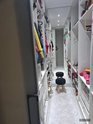 Imagem Casa a venda em Vila Carrão, São Paulo