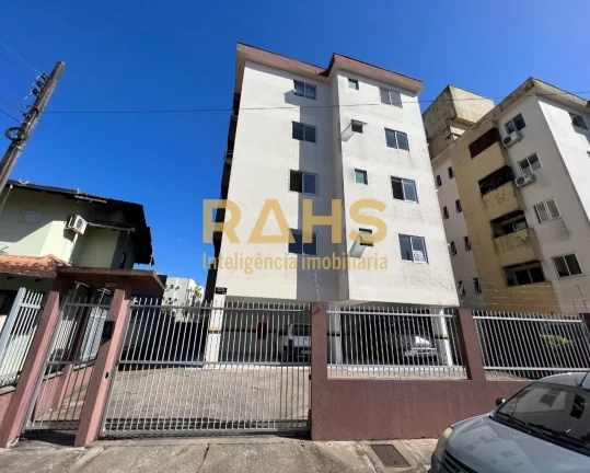 Apartamento no Bairro Bom Retiro Ótima oportunidade para morar ou investir, em apartamento no Bairr...