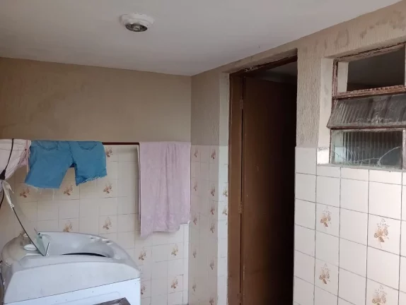 Imagem Sobrado com 3 dormitórios à venda, 279 m² por R$ 640.000,00 - Sitio Paredão - Ferraz de Vasconcelos/SP