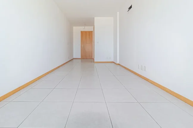 Imagem Sala Comercial para Venda em Rio de Janeiro, Campo Grande, 1 banheiro, 1 vaga