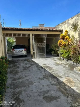 Imagem Casa no Aeroporto - Charme e Conforto em Aracaju | Imóvel 3/4 com Suíte e 2 Vagas de Garagem