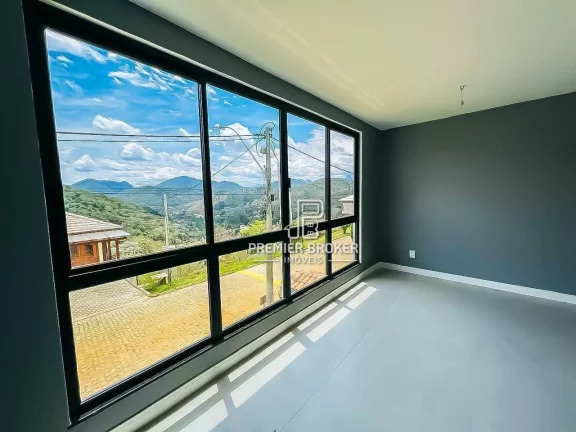 Imagem Casa à venda, 160 m² por R$ 745.000,00 - Albuquerque - Teresópolis/RJ