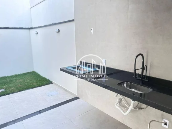 Imagem Casa de Alto Padrão - 152m² com 3 Quartos sendo 1 Suíte Master e Energia Fotovoltaica