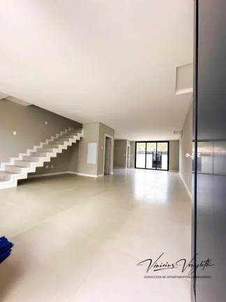 Imagem Casa / Sobrado para Venda em Camboriú / SC no bairro São Francisco de Assis