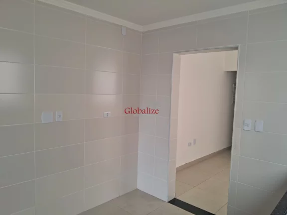 Imagem Bela casa sobreposta duplex recém-construída em Santos no bairro da Aparecida com 3 dormitórios, uma suíte e piscina a venda por R$ 1.175.000,00.