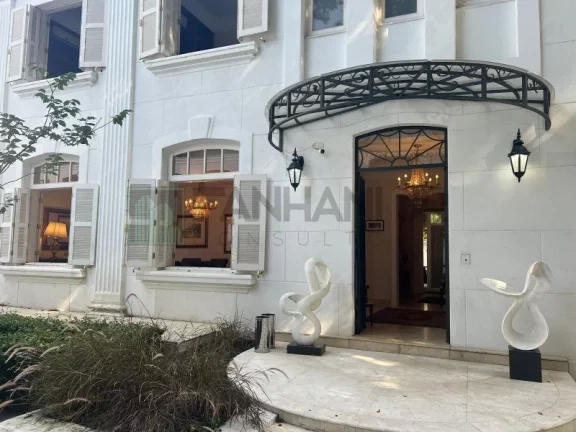 Imagem Venha conhecer esta magnífica casa disponível para aluguel, localizada no desejado bairro Jardim América, em São Paulo. Com uma área total de 1215m² e