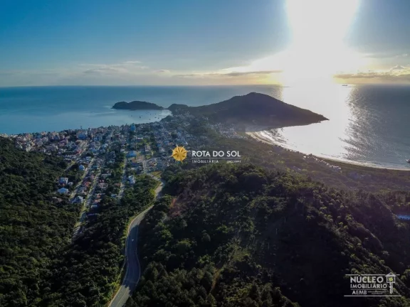 Imagem Terreno amplo à Venda em Quatro Ilhas Bombinhas SC