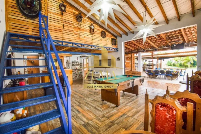 Imagem Chácara com 2800m2, 500m2 de construção, Piscina, Espaço Gourmet