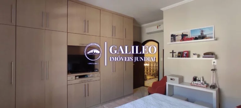 Imagem CASA A VENDA COM 4 DORMITÓRIOS - 223M² - VILA ANCHIETA - JUNDIAÍ - SP