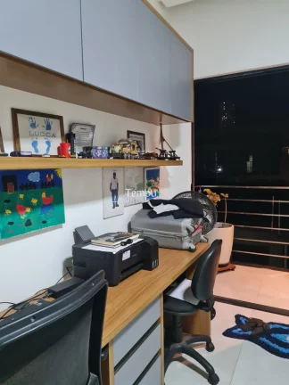 Imagem Sobrado Alto Padrão, 3 suites plenas, Piscina, Churrasqueira, Planejados, em Jardim Atlantico, Goiânia- GO