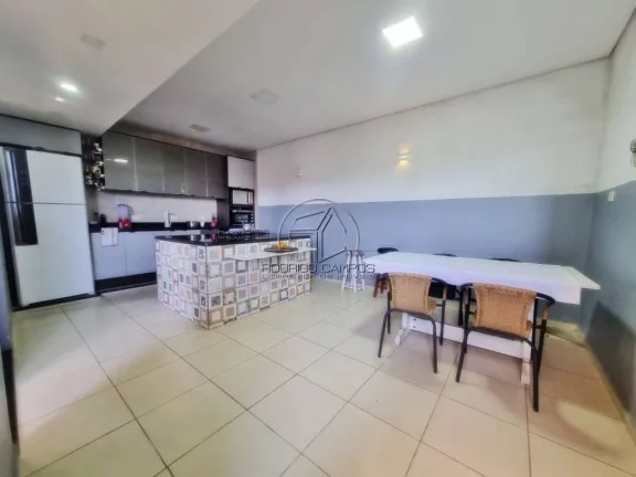 Imagem Sobrado Espaçoso 3 Quartos no Tupiry, Praia Grande - R$300 mil