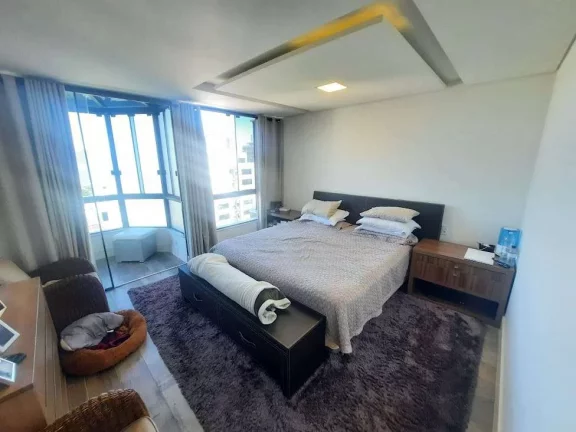 Imagem Cobertura à Venda 454 m², 5 Dormitórios(3 Suítes), Centro Florianópolis/SC